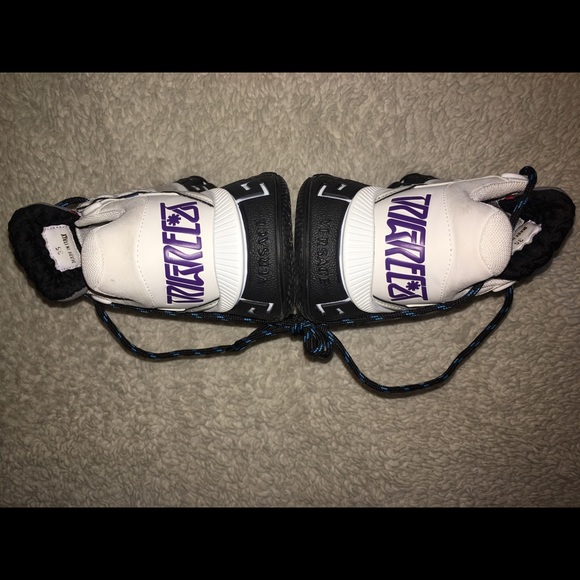 Versace - Picture 10 of 16